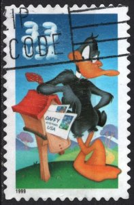 SC#3306a 33¢ Daffy Duck Single (1999) Used