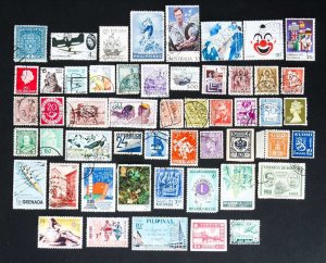 Worldwide Lot of 52 stamps Mint & Used