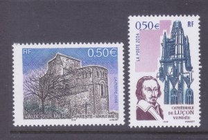 France 3016-17 MNH 2004 Vaux-sur-Mer & Notre Dame de l'Assomption Cathedral