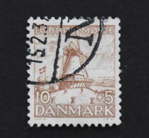 Denmark Scott B7,  used Scott CV $9.00