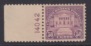 570 Plate # XF original gum mint lightly hinged with nice color ! see pic ! 