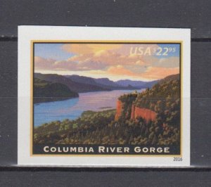 (H) USA #5041a Columbia River Gorge Imperforated MNH (only 7500 stamps issued)