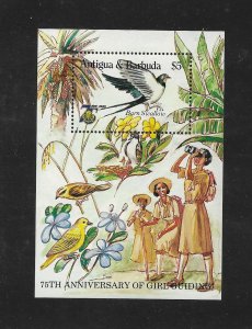 BIRDS - ANTIGUA & BARBUDA #885  BARN SWALLOW  MNH