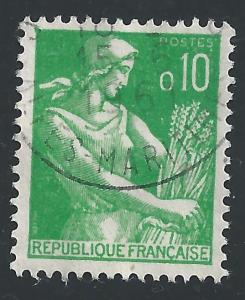 France #939 10c Farm Woman