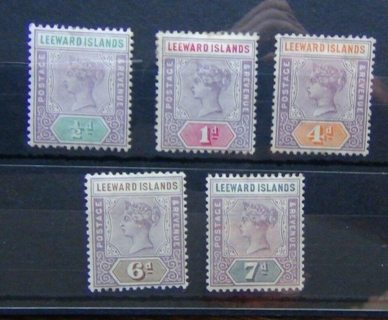 Leeward Islands 1890 values to 7d MM couple tone spots