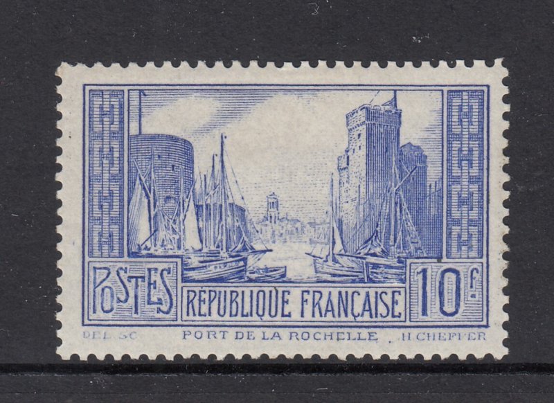 France 251, Type I 10Fr. Port of La Rochelle, Mint LH, Scott $95