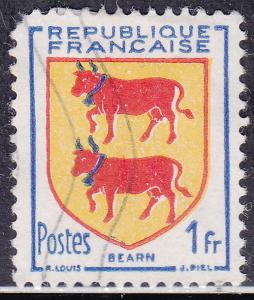 France 661 Arms of Bearn 1951