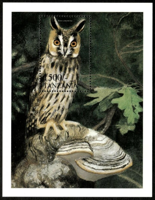 Tanzania 1999 - Great Horned Owl, Mushrooms - Souvenir Sheet - Scott 1998 - MNH