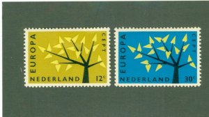 NETHERLANDS 394-5 MH SCV $1.35 BIN $.75