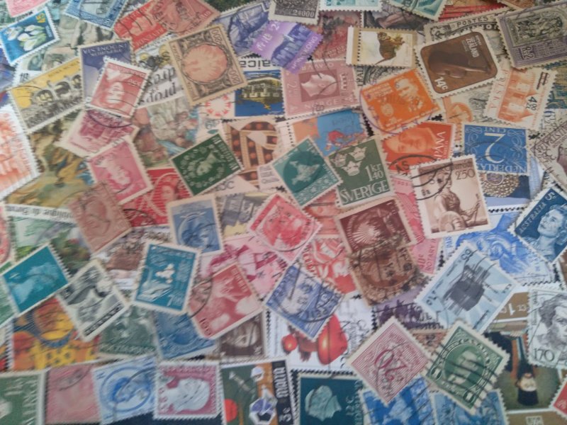 10,000 Used WW Stamp Lot Unsearched 94% DIFFERENT! Vintage: 60+ Years Old