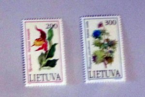 Lithuania - 425-26, MNH Set. Flowers. SCV - $0.80