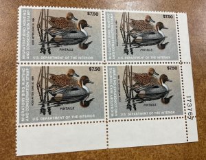 RW50  Duck Stamp plate block VF NH 1983. SELLING BELOW FACE