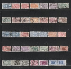 Italy Collection E, 125 Stamps - 4 Scans - All the stamps are in the scans.