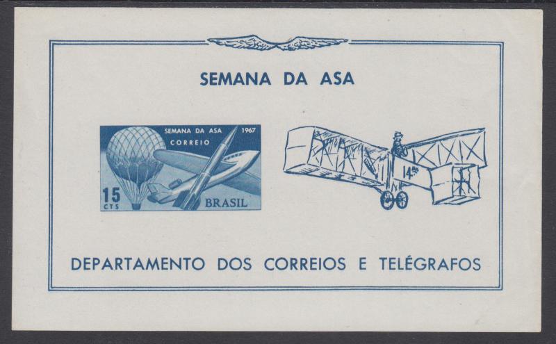 Brazil Sc 1062a MNH. 1967 Week of the Wing imperf Souvenir Sheet, VF