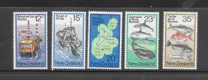 FISH - NEW ZEALAND #666-70  FISH CONSERVATION  MNH