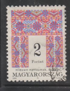 Hungary 3460 Folk Designs 1995