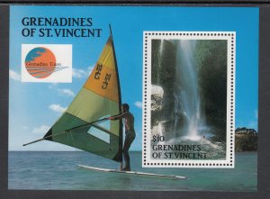 St Vincent Grenadines 575 Souvenir Sheet MNH VF