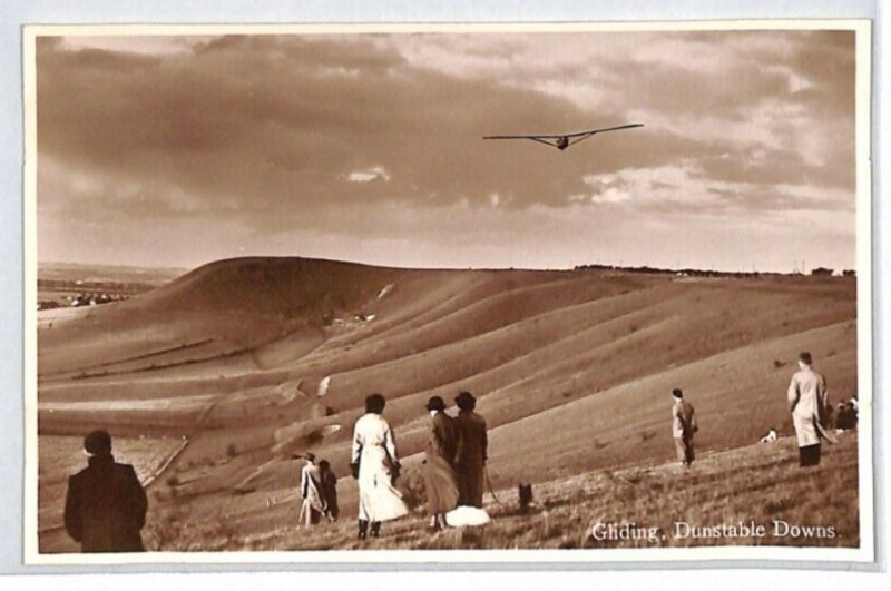 GB RP Postcard Aviation GLIDER Dunstable Downs Real Photo 1939 {ex Slater}PG108