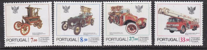 PORTUGAL^^^^^^sc#1516-19 MNH set  ( ANTIQUE CARS) $$@ lar805port