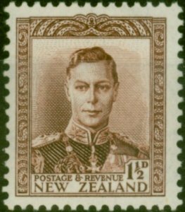 New Zealand 1938 1 1/2d Purple-Brown SG607 Fine LMM