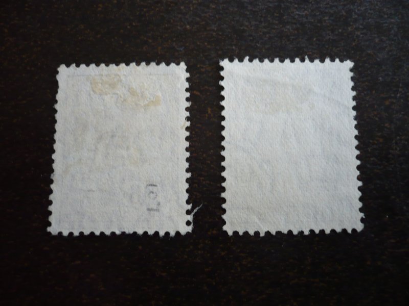 Stamps - Australia - Scott# 121,125 - Used Part Set of 2 Stamps