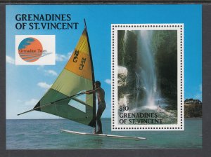 St Vincent Grenadines 575 Souvenir Sheet MNH VF