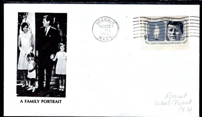 US A Family Portrait John F Kennedy 1964 Cover