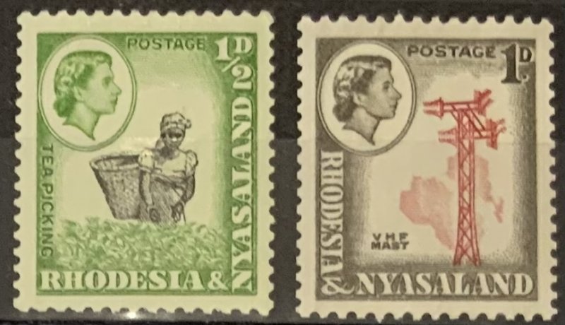 RHODESIA AND NYASALAND 1959  DEFINITIVES COIL STA PS SG18a 19a LIGHTLY MOUNTED