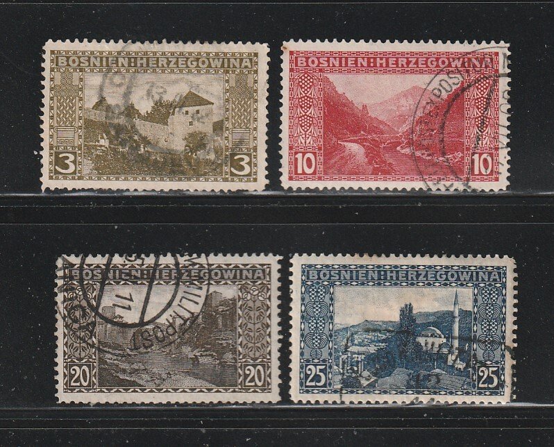 Bosnia & Herzegovina 32, 35-37 U Designs