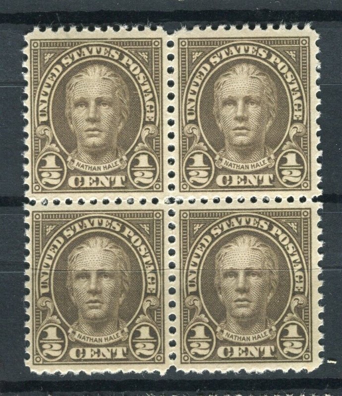 USA; 1922 early Presidential Series issue MINT MNH 1/2c. BLOCK of 4