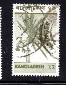 BANGLADESH #83  1974  2p  DATE PALM FARVEST    F-VF  USED  b