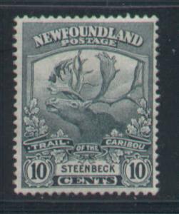 Newfoundland #1374 - Scott cat. #122 - 10c dark green Caribou - unused , og , hi