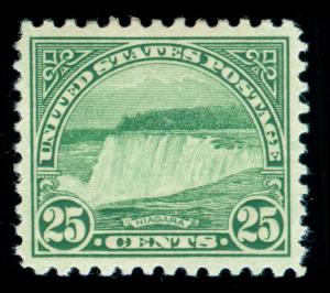 MOMEN: US STAMPS #699 MINT OGph PSE GRADED CERT XF-SUP 95