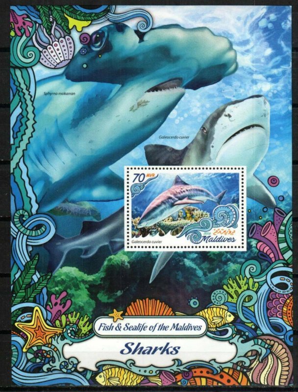 Maldives Stamp 3788  - Sharks