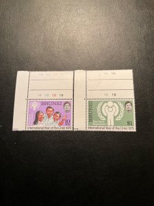 Stamps Brunei Scott #238-9 never hinged