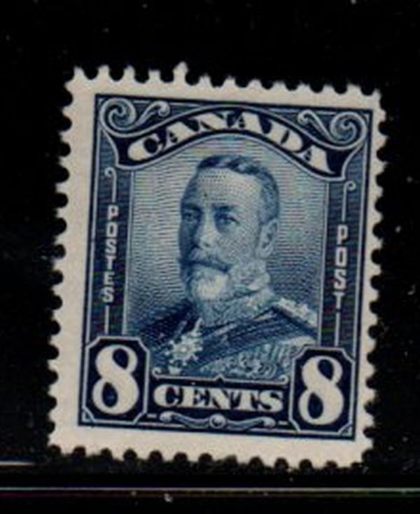 Canada Sc 154 1928 8c blue George V scroll issue stamp mint