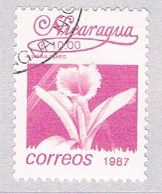 Nicaragua Flower magenta 10 - pickastamp (AP109015)