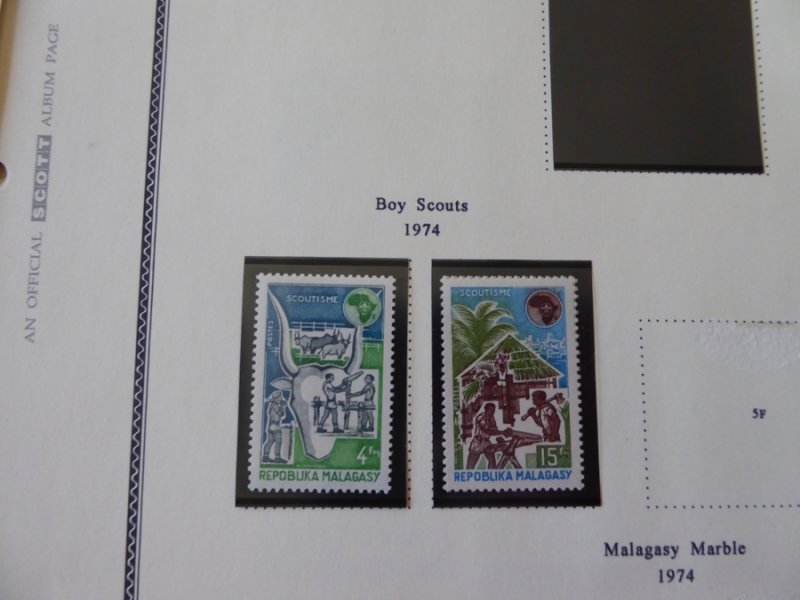 Madagascar 1959-1975 Mainly MNH Stamp Collection on Scott Spec Album Pages