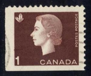 Canada #401 Queen Elizabeth II and Crystal; Used