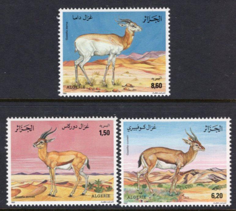 Algeria 954-956 Antelopes MNH VF