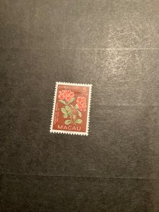 Stamps Macao 374 hinged