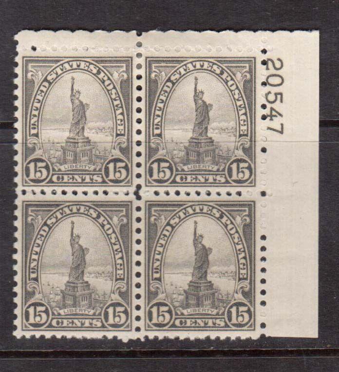 USA #696 VF Mint UR Plate Block