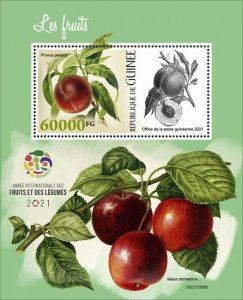 Guinea 2021 MNH Fruits Stamps Intl Year Fruit & Vegetables Apples Peach 1v S/S