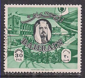 Bahrain 1966 QE2 30 fils SG 143 used ( G574 )