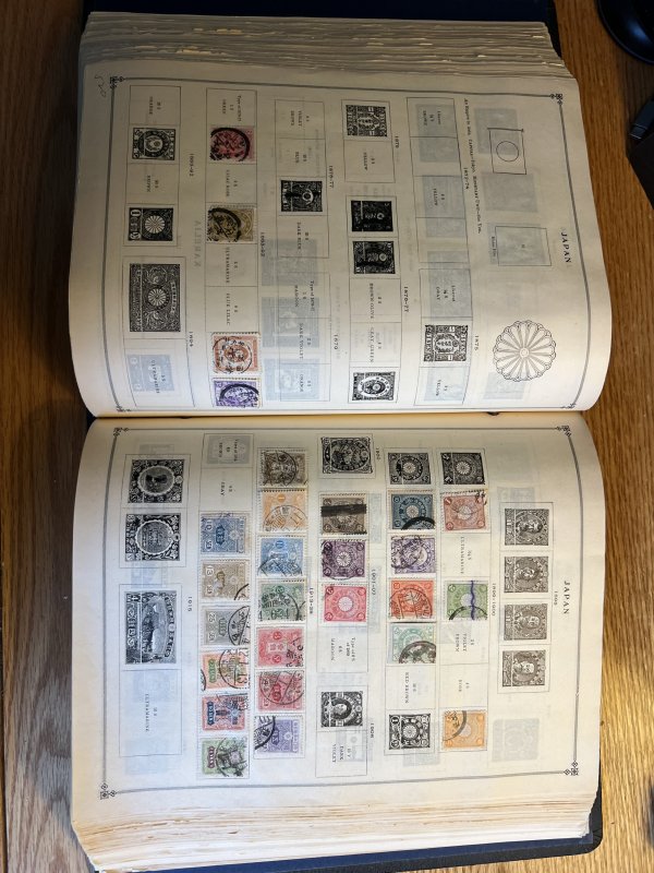 Scott International Postage Stamp Album Part I (1840-1940) 2,768 Stamps!