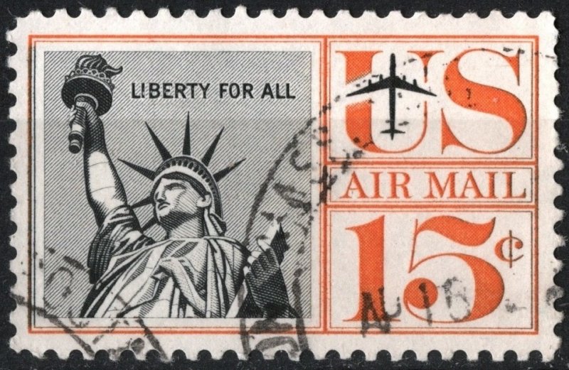 SC#C58 15¢ Statue of Liberty Single (1959) Used