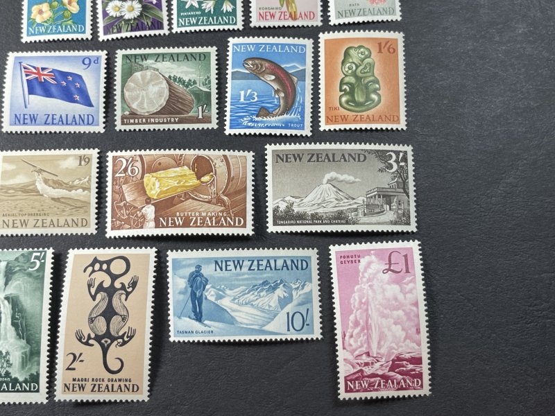 NEW ZEALAND # 333-352--MINT NEVER/HINGED----COMPLETE SET-----1960-66