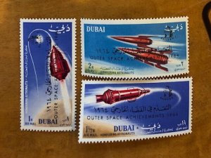 Stamps Dubai Stanley Gibbons #127-9 NH