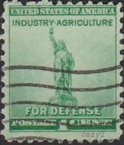 US #899 1940 1c Green Statue of Liberty For Defense Average USED-NH.