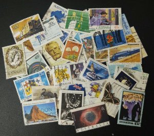 Australia stamp accumulation,Kiloware 202 different used off paper stamps